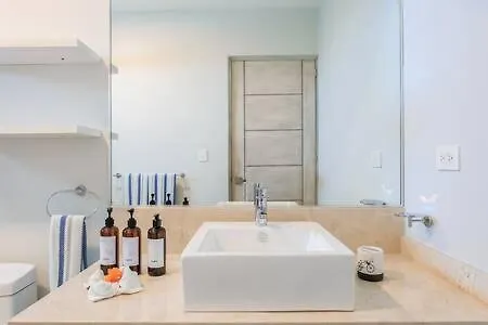 New Apt In Residential Area With Amenities & 24Hr Security Playa del Carmen Mexiko